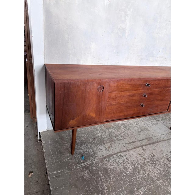 Mid-Century Teak Sideboard from Avalon Furniture, 1960s For Sale - Image 4 of 9