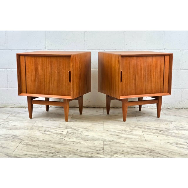 Mid-Century Modern 1950s Pair of Teak Tambour Door Nightstands by Sven Madsen for Falster For Sale - Image 3 of 10