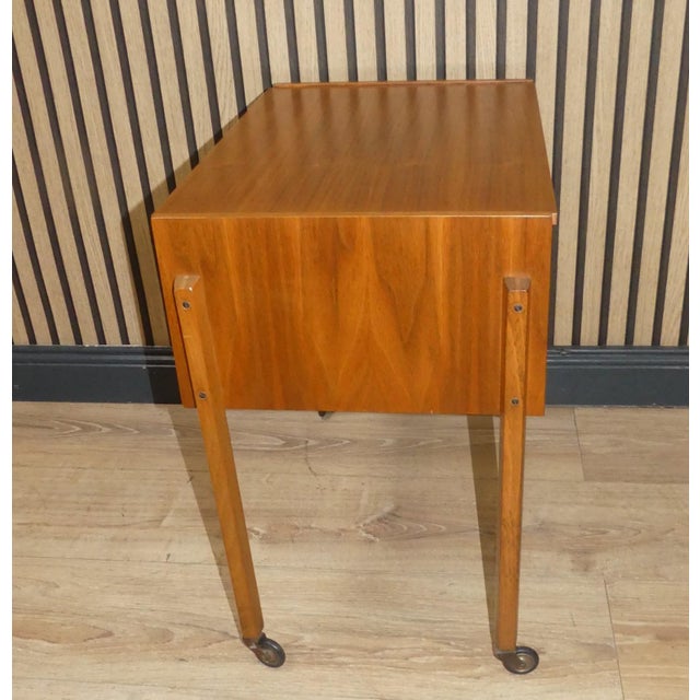 Vintage Sewing Box, 1960s For Sale - Image 4 of 10