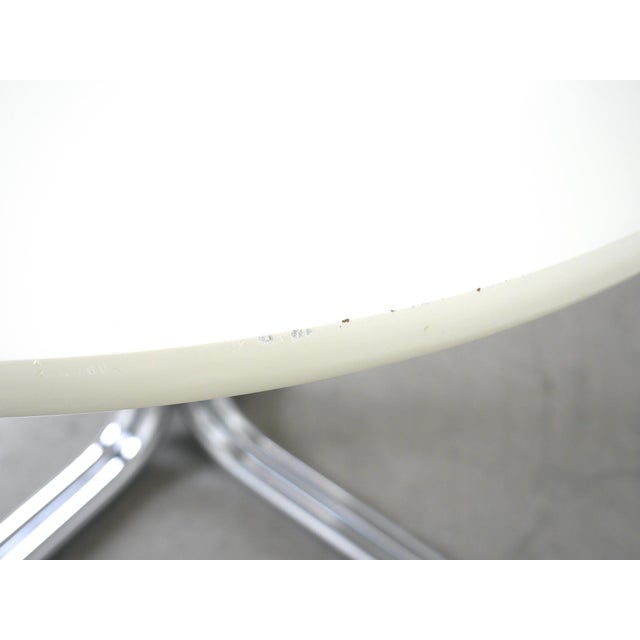 Black Round Extendable Table and Cantilever Chairs from Läsko, Germany, 1970s, Set of 7 For Sale - Image 8 of 18