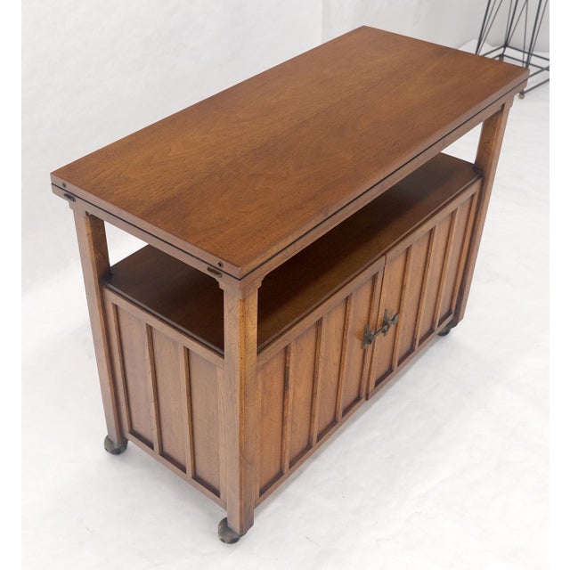 Late 20th Century Flip Top Mid Century Modern Serving Cart Two Doors Compartment on Wheels MINT For Sale - Image 5 of 17