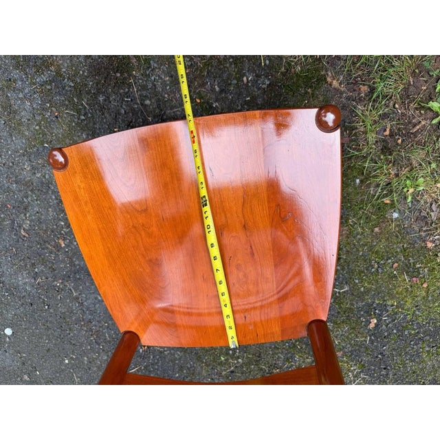 Vintage Shaker Style High Ladder Back Solid Wood Dining Chairs. Set of 4. For Sale In Washington DC - Image 6 of 15