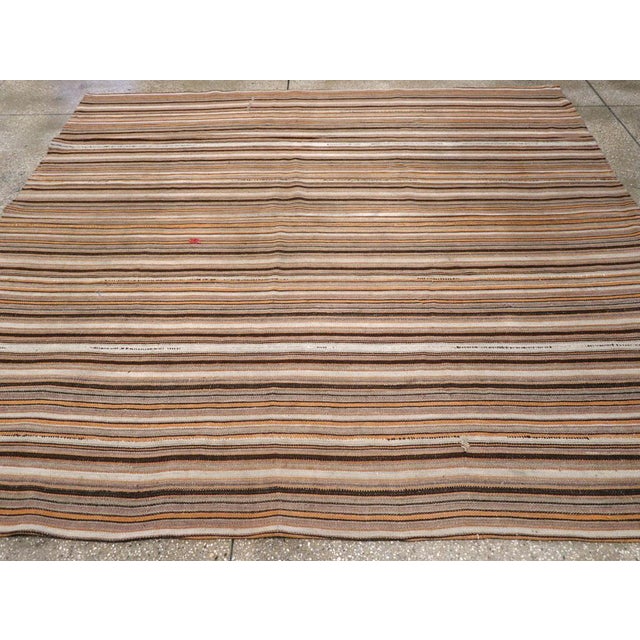 Galerie Shabab Collection Mid-20th Century Turkish Flatweave Kilim Square Room Size Carpet For Sale - Image 4 of 8