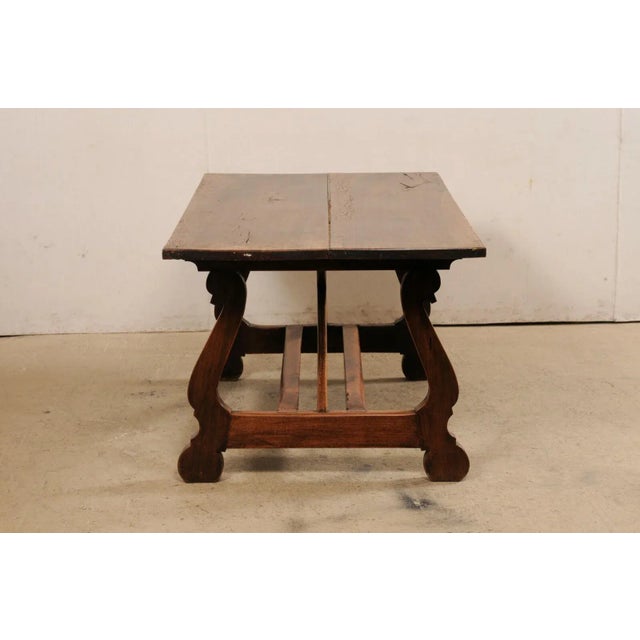 18th Century Italian Walnut Lyre Leg Table For Sale In Atlanta - Image 6 of 12