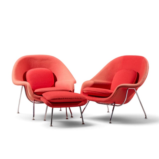 Mid-Century Modern Eero Saarinen for Knoll Mid Century Medium Womb Chairs - Pair With Ottoman For Sale - Image 3 of 13