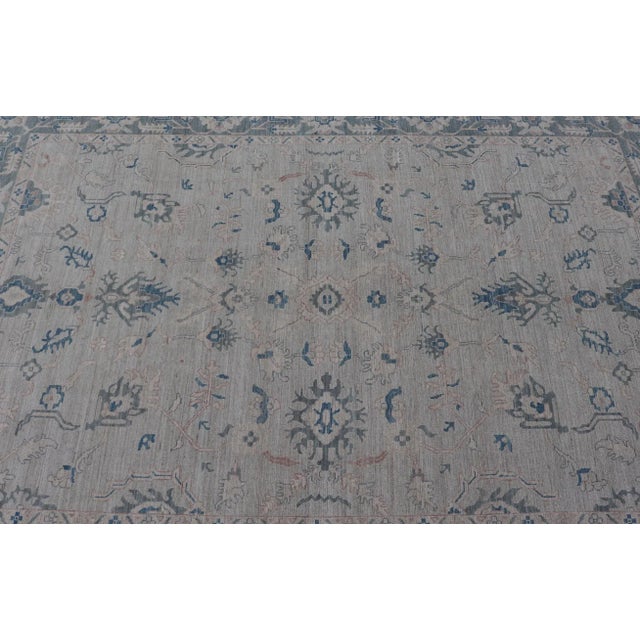 2020s Modern Classic Oushak With Gray Colored Border and Light Silvery Gray Background For Sale - Image 4 of 13