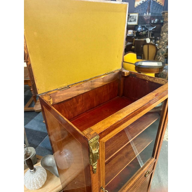 Louis XVI Marquetry Display Cabinet For Sale - Image 9 of 14