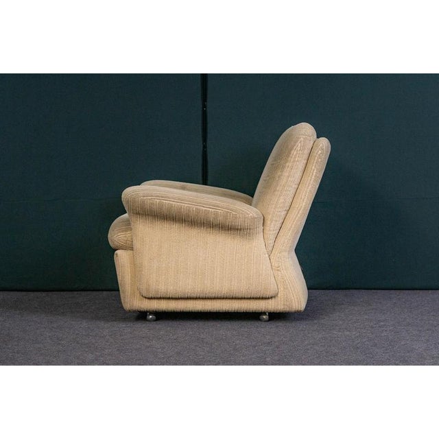 Mid-Century Beige Fabric Chair For Sale - Image 4 of 18