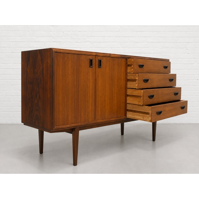 Mid Century Danish Rosewood Credenza | Sideboard Dresser, Denmark, C. 1960s For Sale - Image 4 of 14