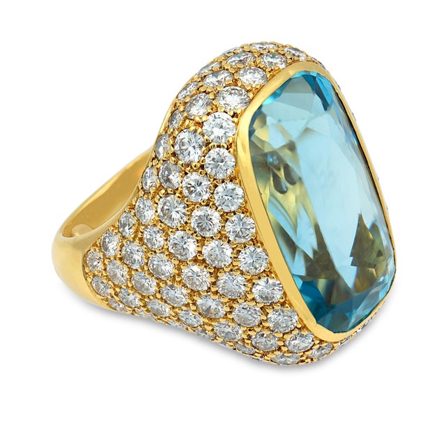 Vintage French Aquamarine Diamond 18k Yellow Gold Cocktail Ring, Size 4 For Sale - Image 4 of 7