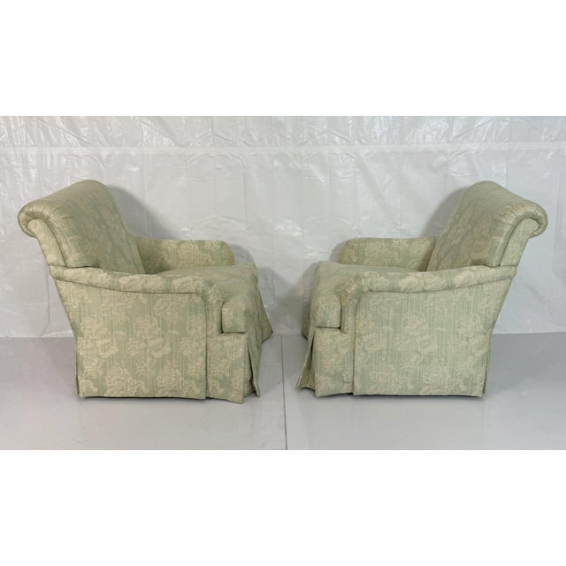 1980s Pair of "Colefax" Swivel Lounge Chairs & Ottoman Made in the Usa by Pearson For Sale - Image 9 of 18