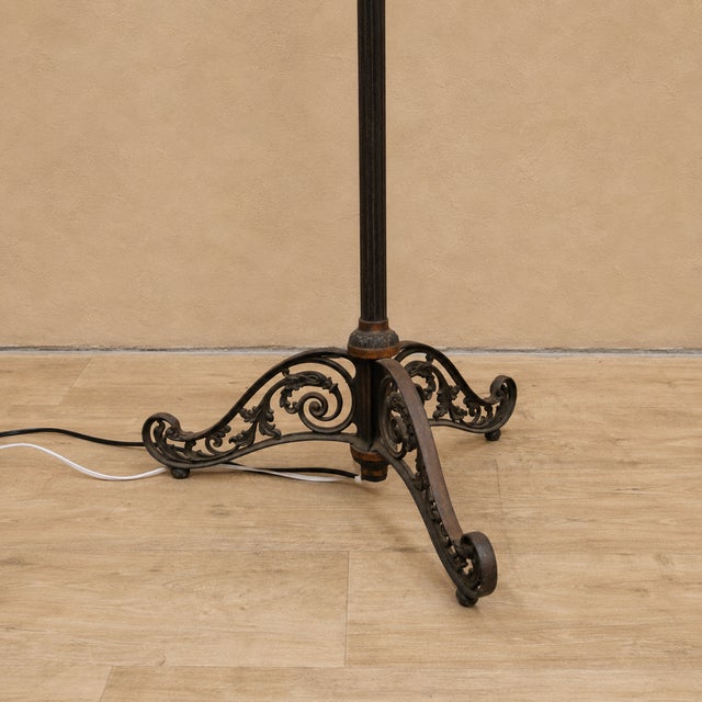 Antique American Art Nouveau Floor Light Fan from Cincinnati Victor Company Luminaire, 1920s For Sale - Image 6 of 18