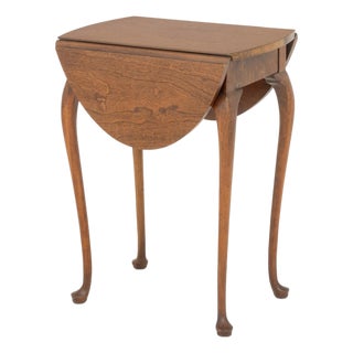 Queen Anne Style Walnut Drop Leaf Oval Side Table For Sale
