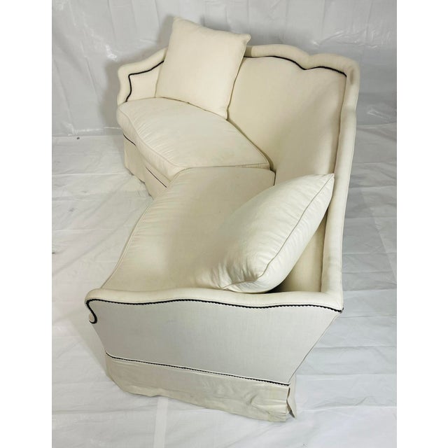 Ebanista “Vienna” Angled Sofa Upholstered in Linen Fabric, Made in Los Angeles For Sale In Los Angeles - Image 6 of 18