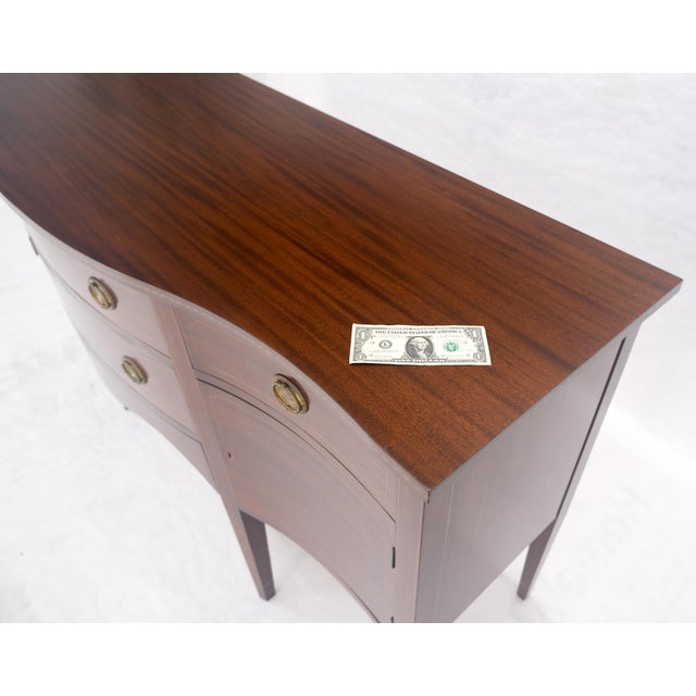 Mid 20th Century Serpentine Front Federal 6' Long Inlaid Mahogany Sideboard Credenza Console MINT For Sale - Image 5 of 13