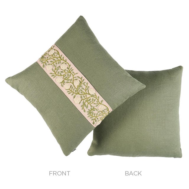 Contemporary Schumacher Ashoka 18" Pillow In Leaf & Blush For Sale - Image 3 of 4