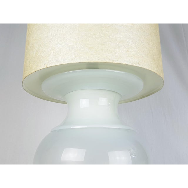 Large Italian Iridescent Glass and Fiberglass Table Lamp, 1970s For Sale - Image 3 of 18