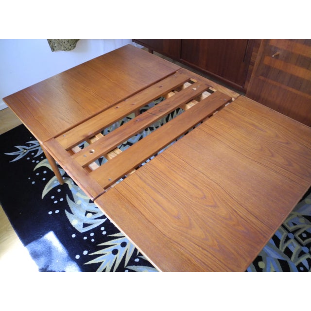 Danish Extendable Dining Table in Teak For Sale - Image 4 of 13