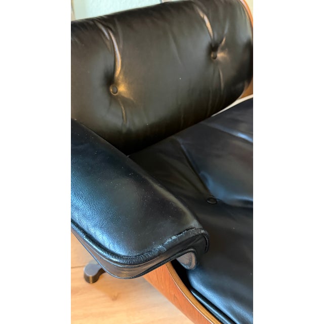 Set of Lounge Chair & Ottoman by Charles & Ray Eames for Herman Miller & Vitra, Set of 2 For Sale - Image 14 of 18