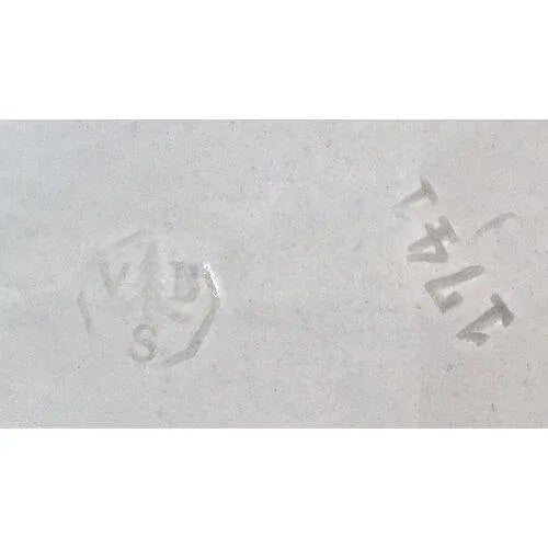 Antique English Majolica Lily Plate For Sale - Image 4 of 4