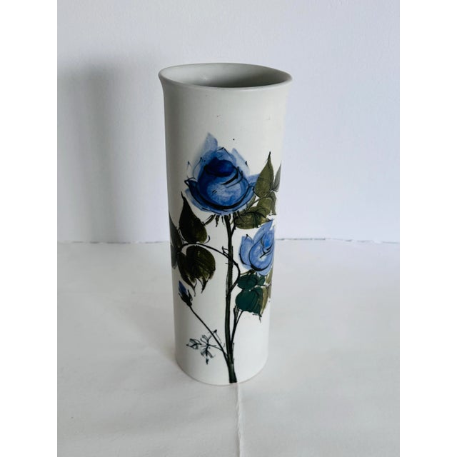 Vintage 1960s Arabia of Finland Hand Painted Vase by Hilkka Liisa. This beautiful tall hand painted vase is matte white...