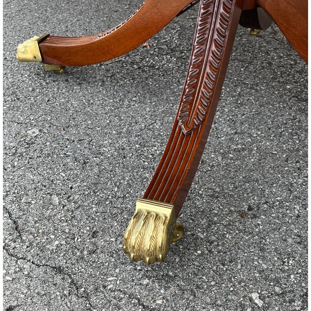 Late 20th Century Councill Craftsmen Georgian Banded Mahogany Double Pedestal Dining Table With 3 Leaves For Sale - Image 9 of 18