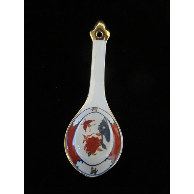 Ceramic Japanese Imari Porcelain Butterfly & Flower Soup Serving Spoon Ladle Pair For Sale - Image 7 of 8