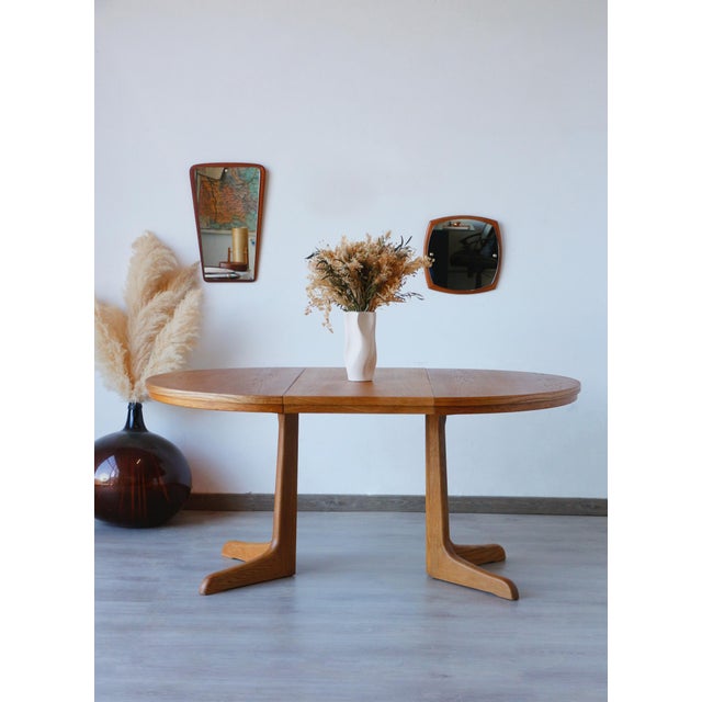 Vintage Scandinavian Extendable Oak Dining Table, 1960s For Sale - Image 4 of 18