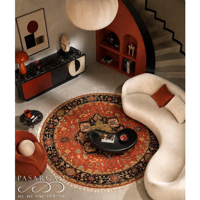 Pasargad DC Fine Hand Knotted Persian Serapi Design Round Rug For Sale - Image 4 of 4