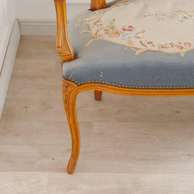 Louis XV Style Bench with Tapestry Upholstery, 1920 For Sale - Image 9 of 13