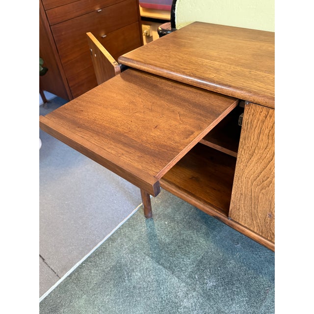 1960s Combed Walnut 3 Door 3 Drawer Credenza For Sale - Image 9 of 13