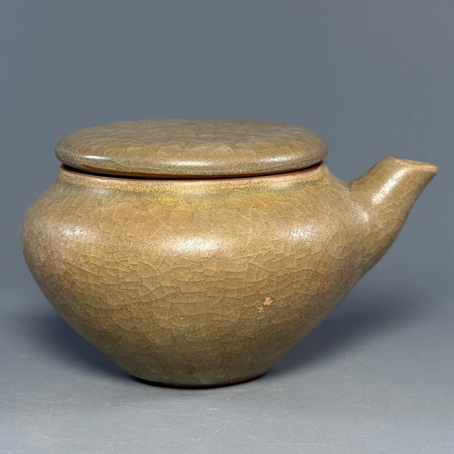 Chinese Antique Chinese Celadon Crackle‑Glaze Lidded Ewer, Collectible Antique For Sale - Image 3 of 9