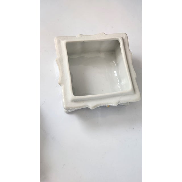 Mid-Century European Porcelain Floral Encrusted Trinket Box, K&o Mark, Circa 1960s For Sale - Image 13 of 16