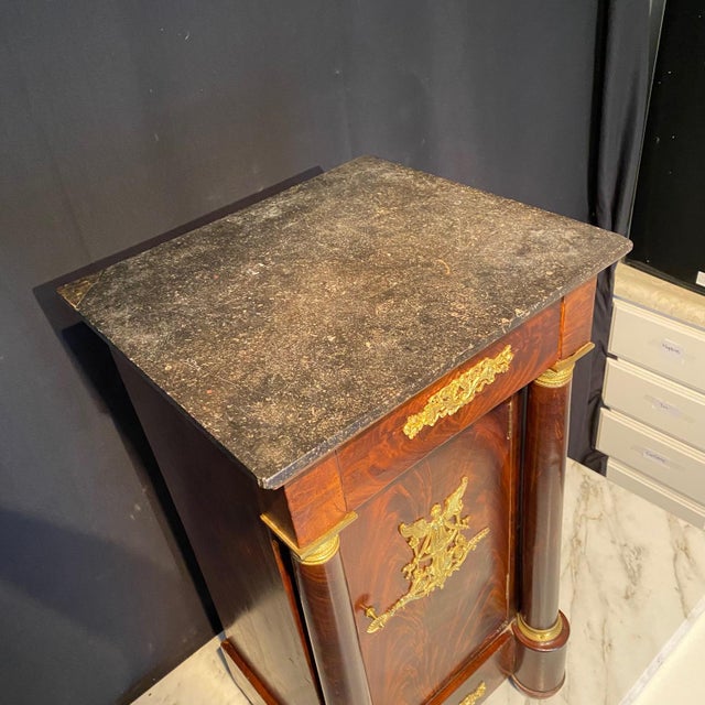 French Empire Nightstand or Side Table With Marble Top and Ormolu Mounts For Sale - Image 4 of 14