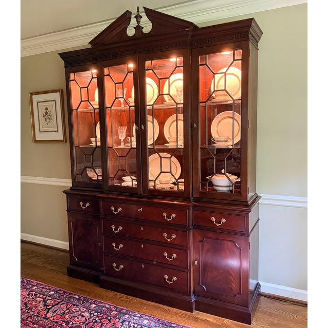 Stickley Stickley Furniture Flame Mahogany Georgian Breakfront For Sale - Image 4 of 11