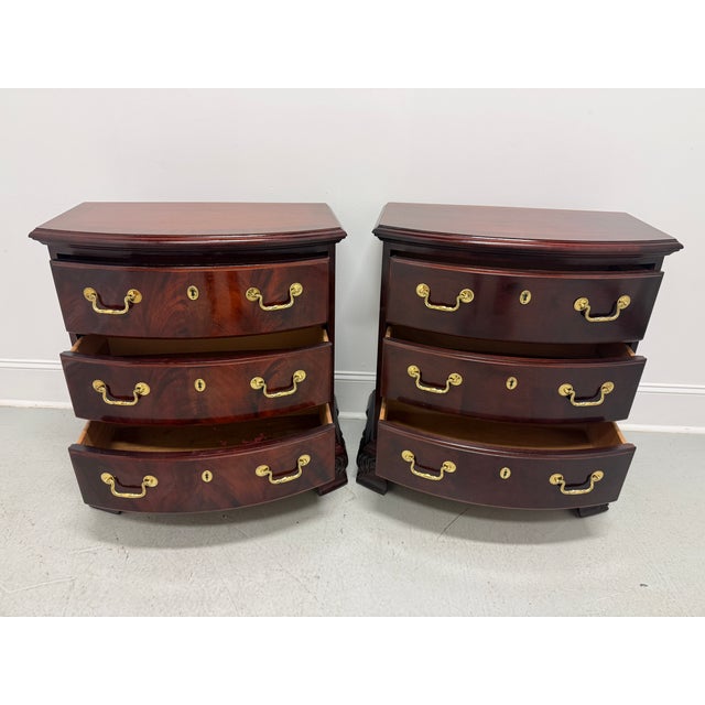 Late 20th Century Thomasville Mahogany Chippendale Three-Drawer Nightstands Bedside Chests - Pair For Sale - Image 5 of 15