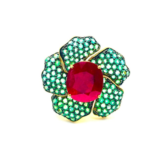 Bochic "Orient" Vintage Ruby & Emerald Flower Ring Set In 18K Gold & Silver For Sale - Image 13 of 18