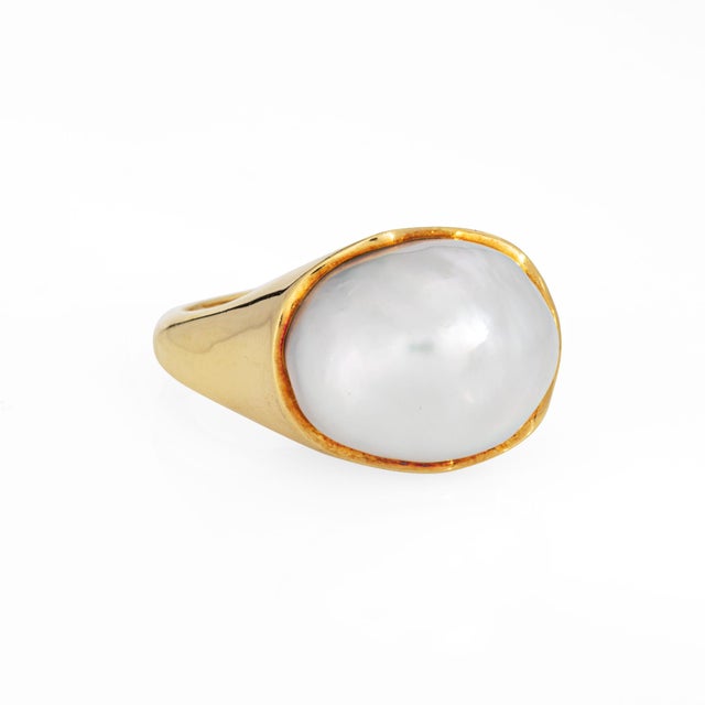 Modern 1990s Vintage Tiffany & Co Pearl Ring Elsa Peretti Sz 5.5 18k Yellow Gold Signed, Size 5.5 For Sale - Image 3 of 7