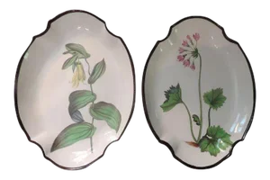 Early 19th Century English George III Swansea Creamware Botanical Pearlware Quatrefoil Shaped Dishes - A Pair