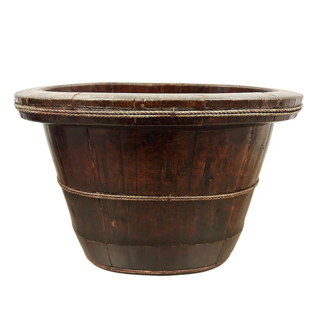 Brown Late 19th Century Chinese Hand Made Wooden Wash/Laundry Basin For Sale - Image 8 of 9