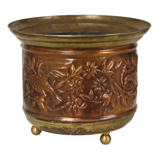 Repoussé Flower Pot in Red Copper and Brass, 1900s For Sale