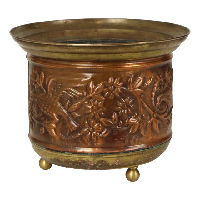 Repoussé Flower Pot in Red Copper and Brass, 1900s For Sale