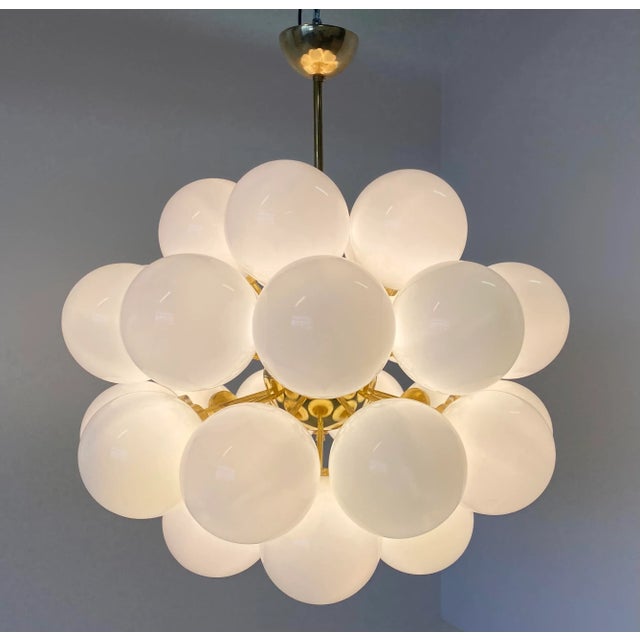Mid-Century Modern Brass & White Murano Glass Sphere Chandelier, 2000s For Sale - Image 3 of 13