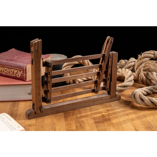 Industrial Early 20th Century Wooden Farm Gate Salesman Sample Working Model For Sale - Image 3 of 7