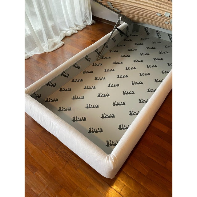 2000 - 2009 Merkurio Single Bed by Rodolfo Dordoni for Flou, 2010 For Sale - Image 5 of 13