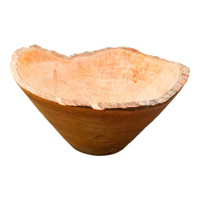 Late 20th Century Don Stinson Tamworth Ontario Canada Large Hand Carved Natural Wood Bowl For Sale