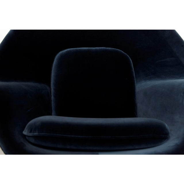 Blue Womb Chair by Eero Saarinen for Knoll International For Sale - Image 8 of 18