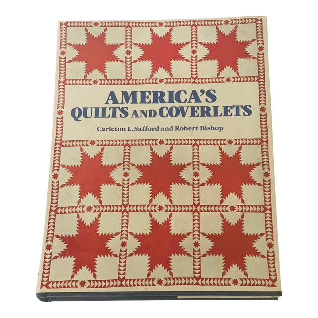 20th Century. American Quilts and Coverlets Coffee Book For Sale