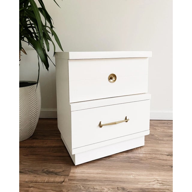 Mid-Century Modern 1970s Mid Century Modern White Nightstand For Sale - Image 3 of 12