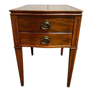 Vintage Federal Style Leather Top Side Table With One Drawer.